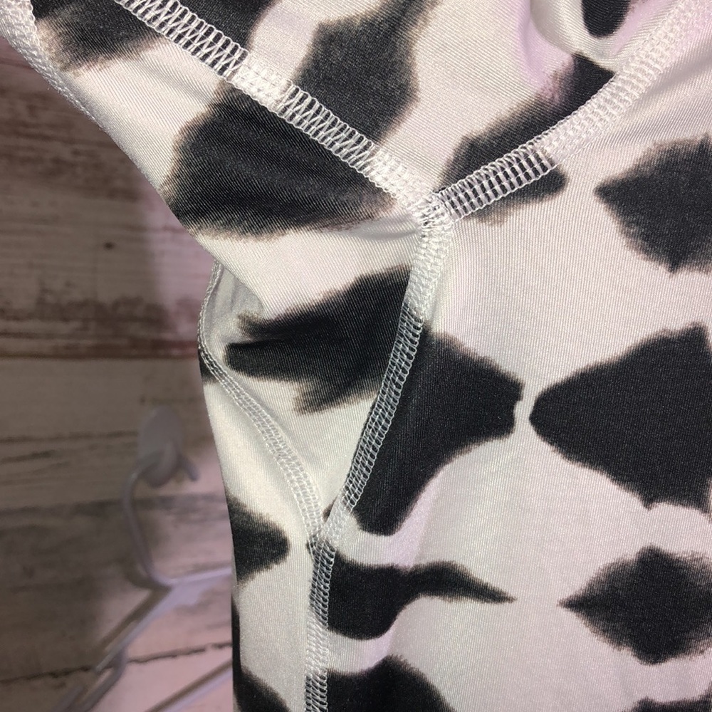 Nike pro black and white shirt size large Nike active wear gym wear Nike pro top - Picture 5 of 7